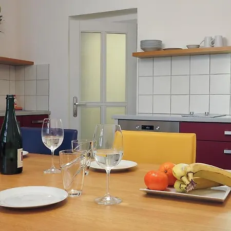 بيت ضيافة Thir طابور