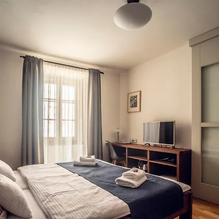 بيت ضيافة Thir