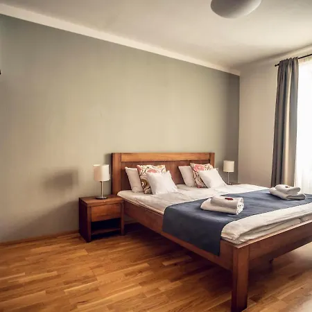 بيت ضيافة Thir